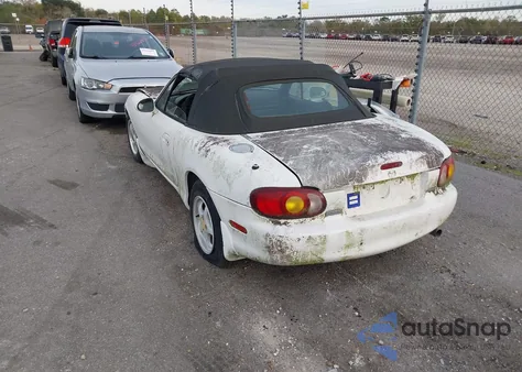 1999 Mazda Mx-5 Miata Leather Pkg/Popular Equipment Pkg/Sports Pkg/Touring Pkg из США, поврежденный, VIN JM1NB3533X0115853